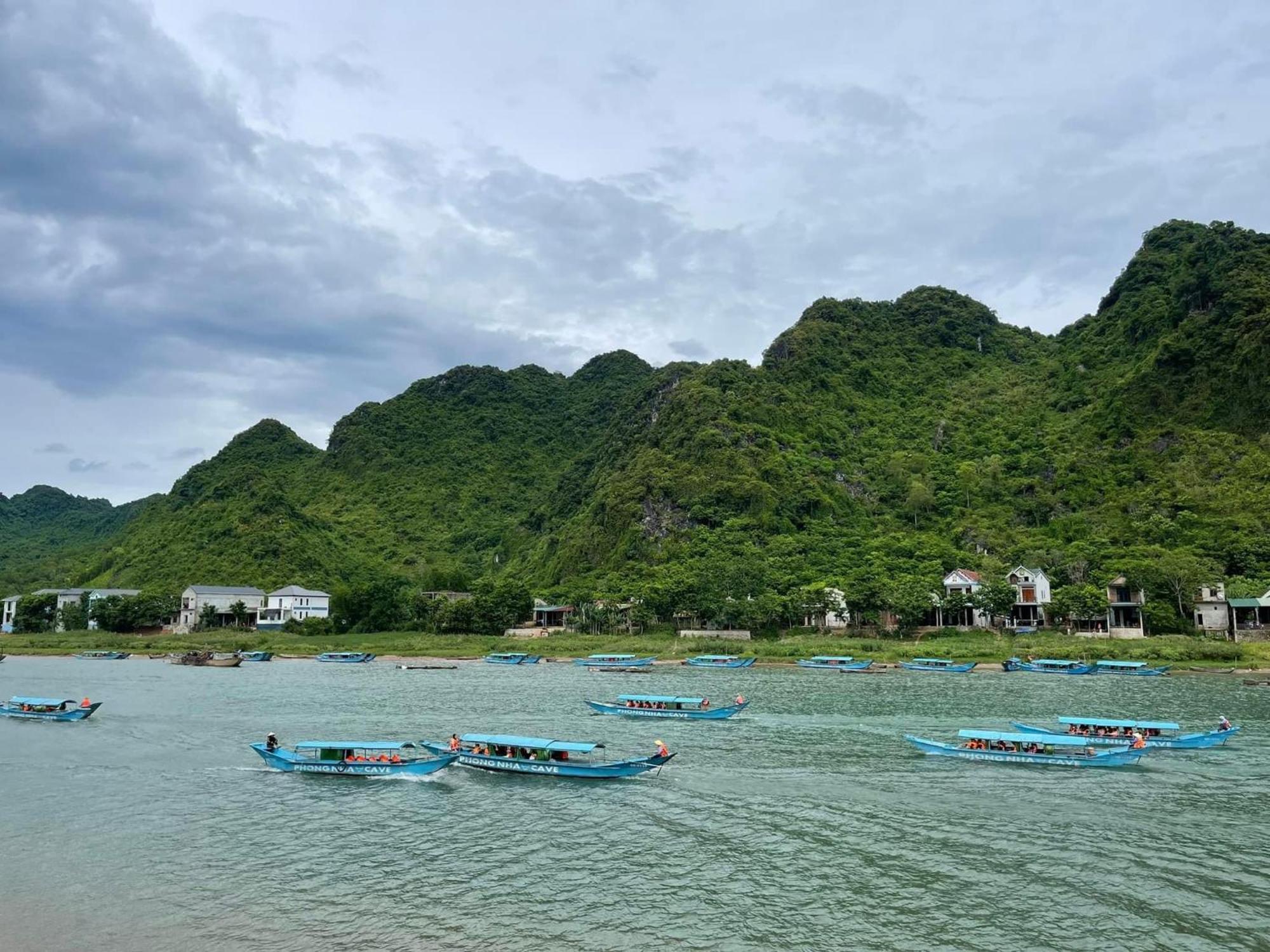 Phong Nha Dawn Home Екстериор снимка