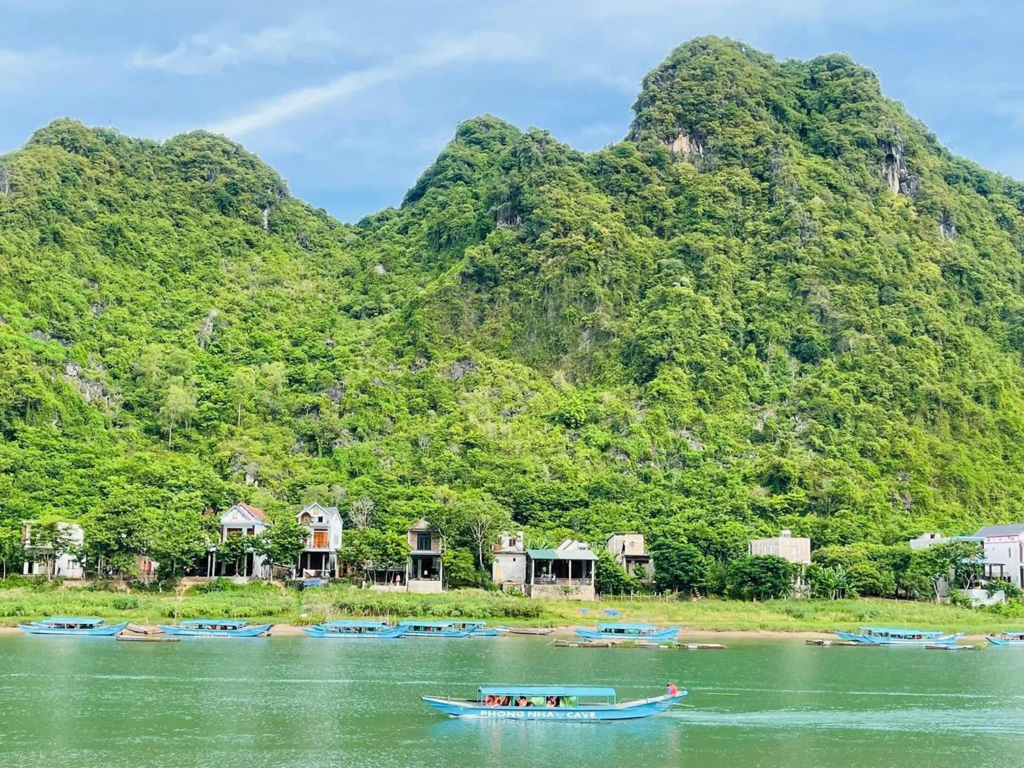 Phong Nha Dawn Home Екстериор снимка